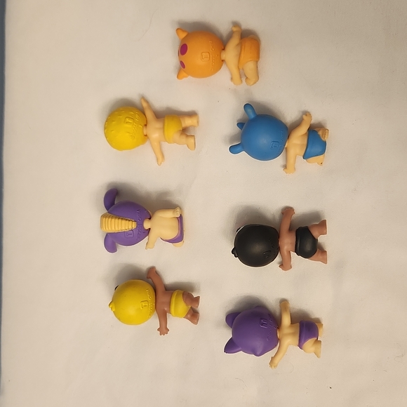 Twozies set of 7 figures - Picture 2 of 5